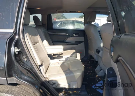 2015 Toyota Highlander Limited Platinum V6/Limited V6 from USA, damaged, VIN 5TDDKRFH0FS108685